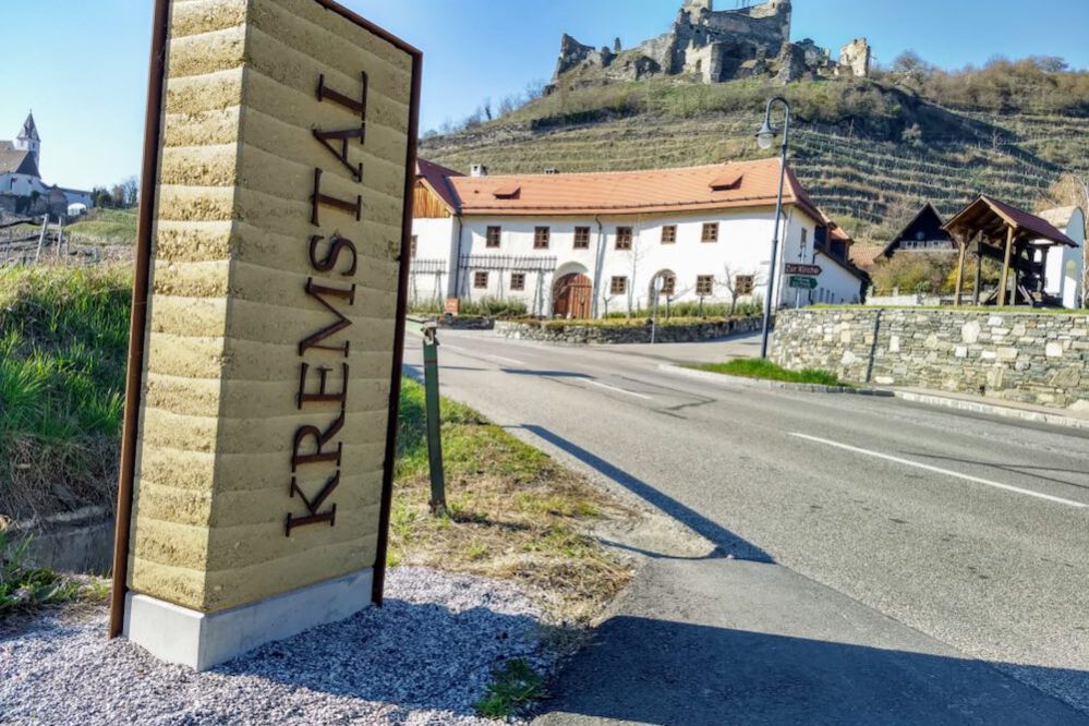 Kremstal-Säule in Senftenberg. Die Säule in Senftenberg.